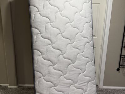 Quilted Twin Mattress White with Gray Trim