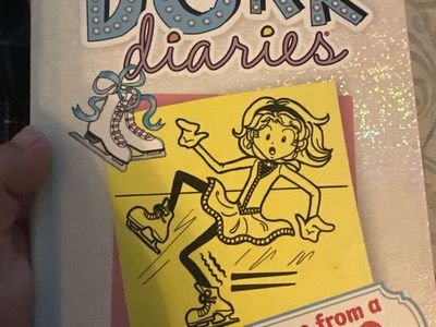 Dork Diaries 4: Tales from a Not-So-Graceful Ice Princess by Rachel Renée Russell