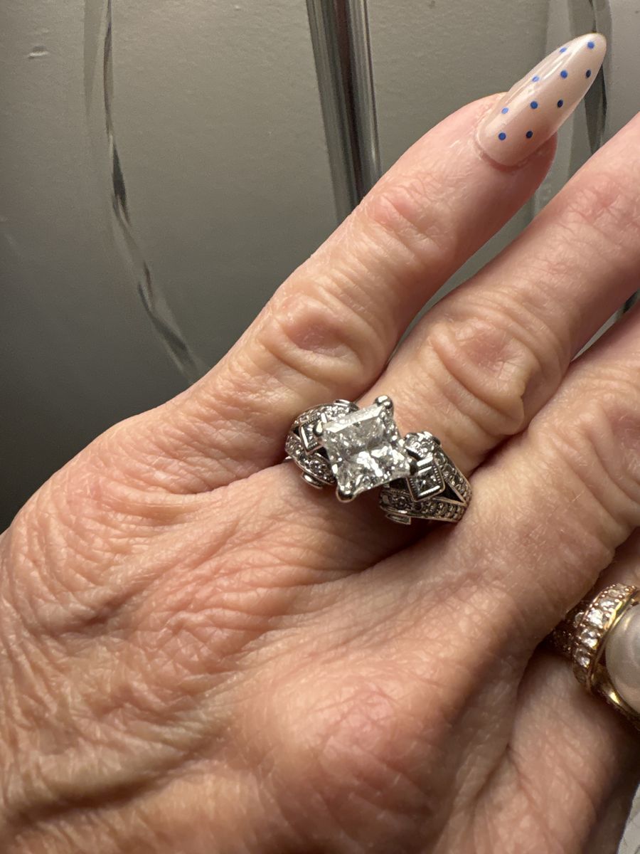 2.02 CT Princess cut Diamond Ring-18k WHITE GOLD