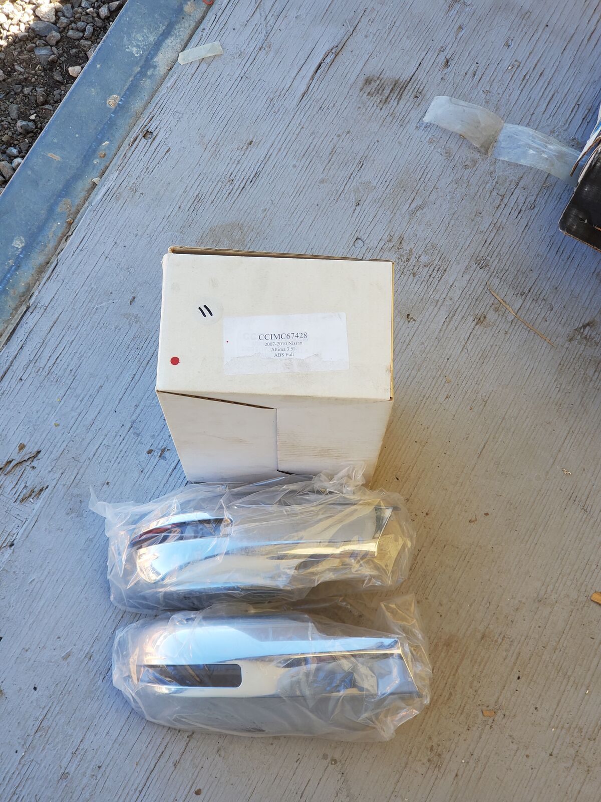 2007-2010 Nissan Altima 3.5L Full Chrome Mirror Covers