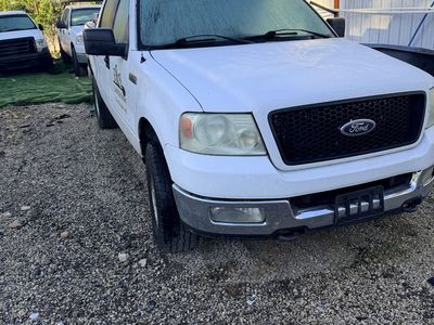2004 Ford F-150 Lariat