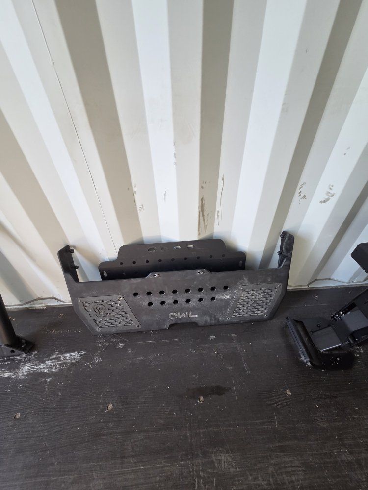owl vans mounting rack