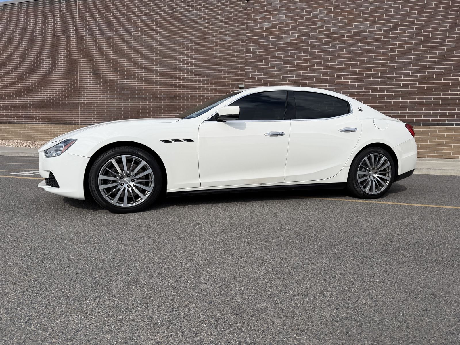 2015 Maserati Ghibli 