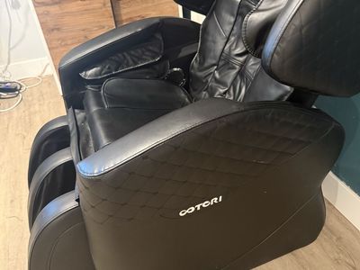 OOTORI N500 Pro Full Body Zero Gravity Massage Chair w/ Heat & Foot Reflexology