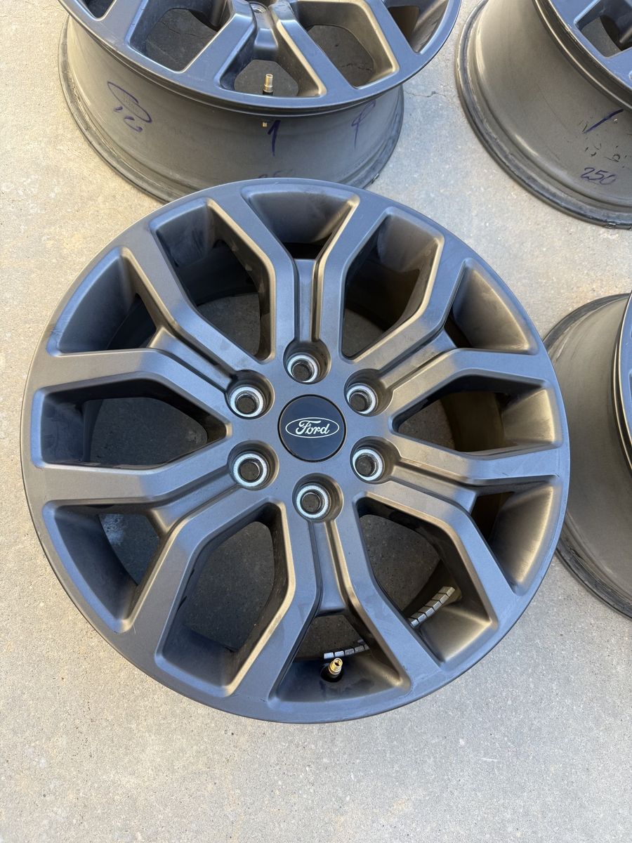Ford F-150 OEM 18" Wheels – Set of 4 Factory Alloy Rims – Excellent Condition