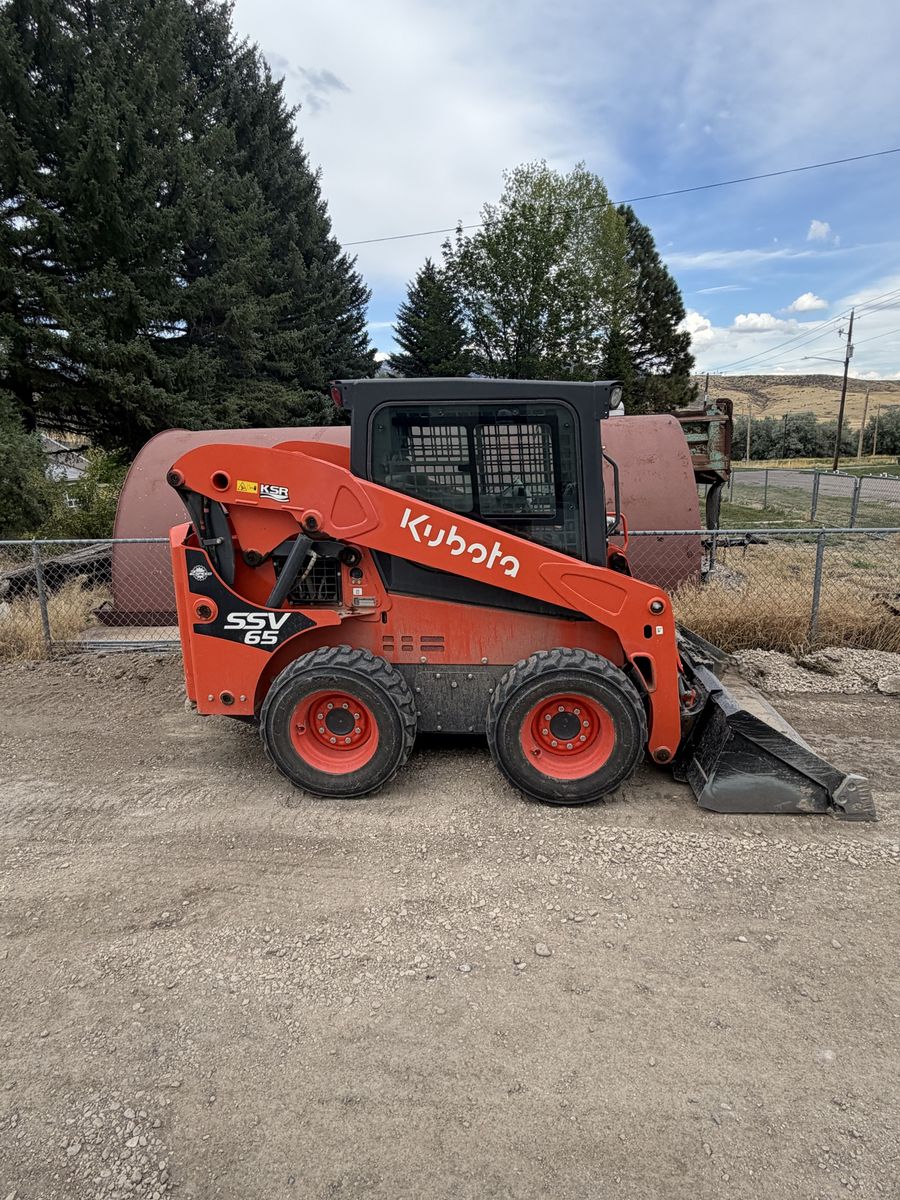 Kubota SSV65 Skid Steer Loader 2022