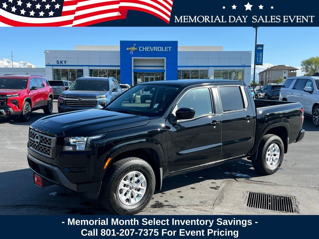 2024 Nissan Frontier SV