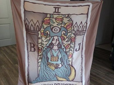 The High Priestess silky throw