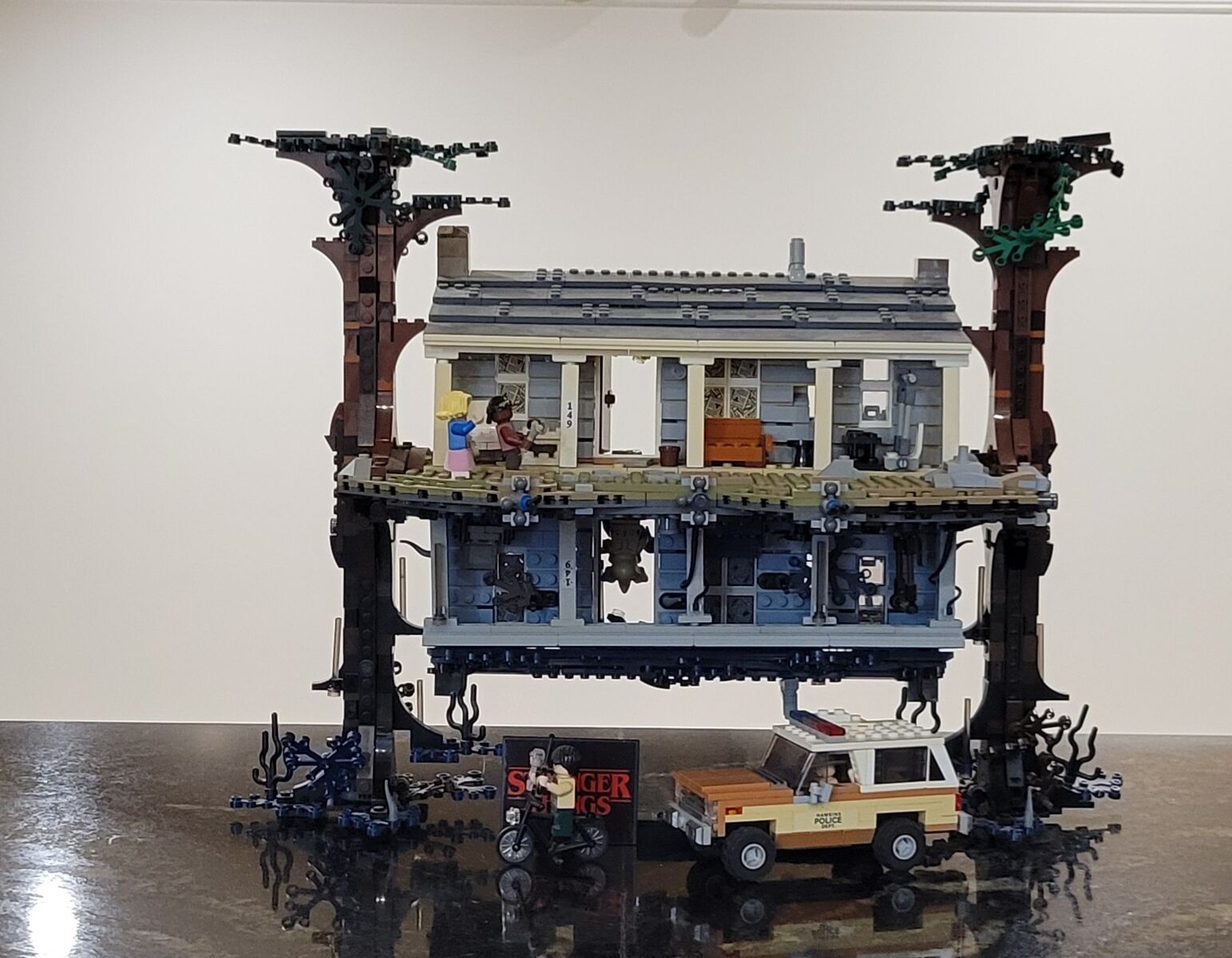 Lego Stranger Things Upside Down House