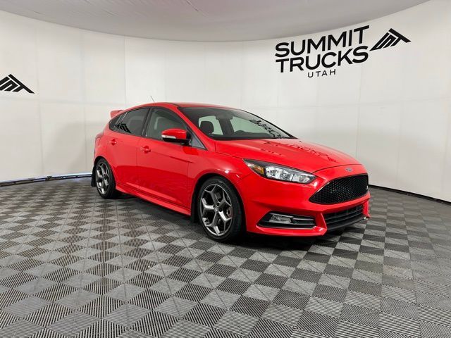 2017 Ford Focus ST