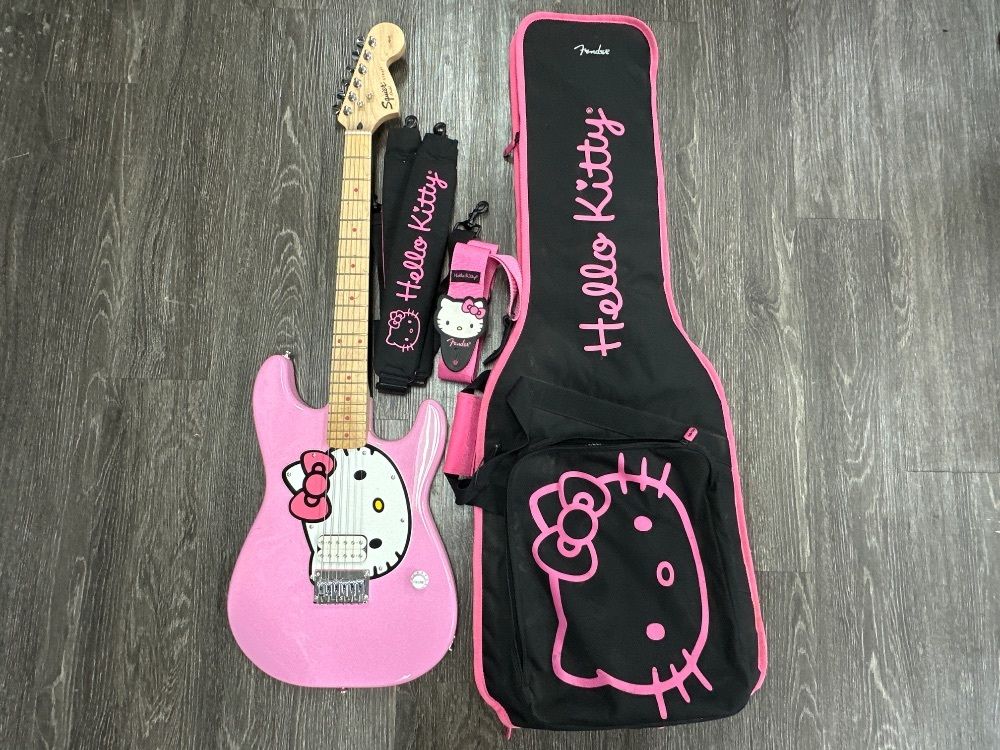 Fender Affinity Hello Kitty Strat Pack Electric Guitar