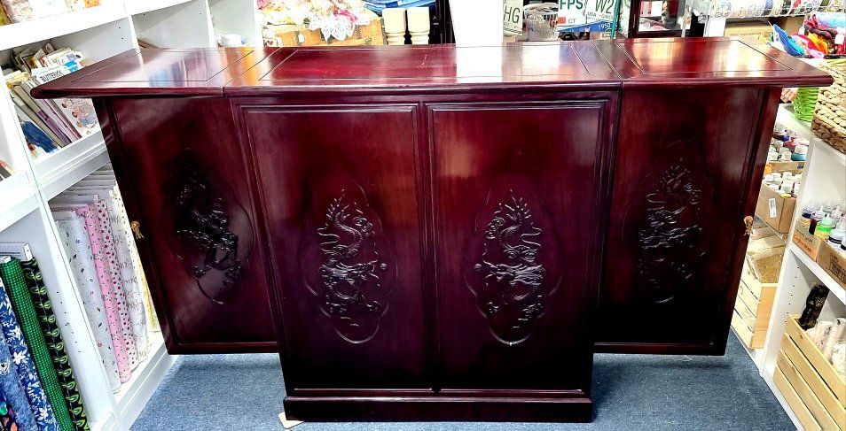 Twin Dragon Chinese Rosewood Dry Bar