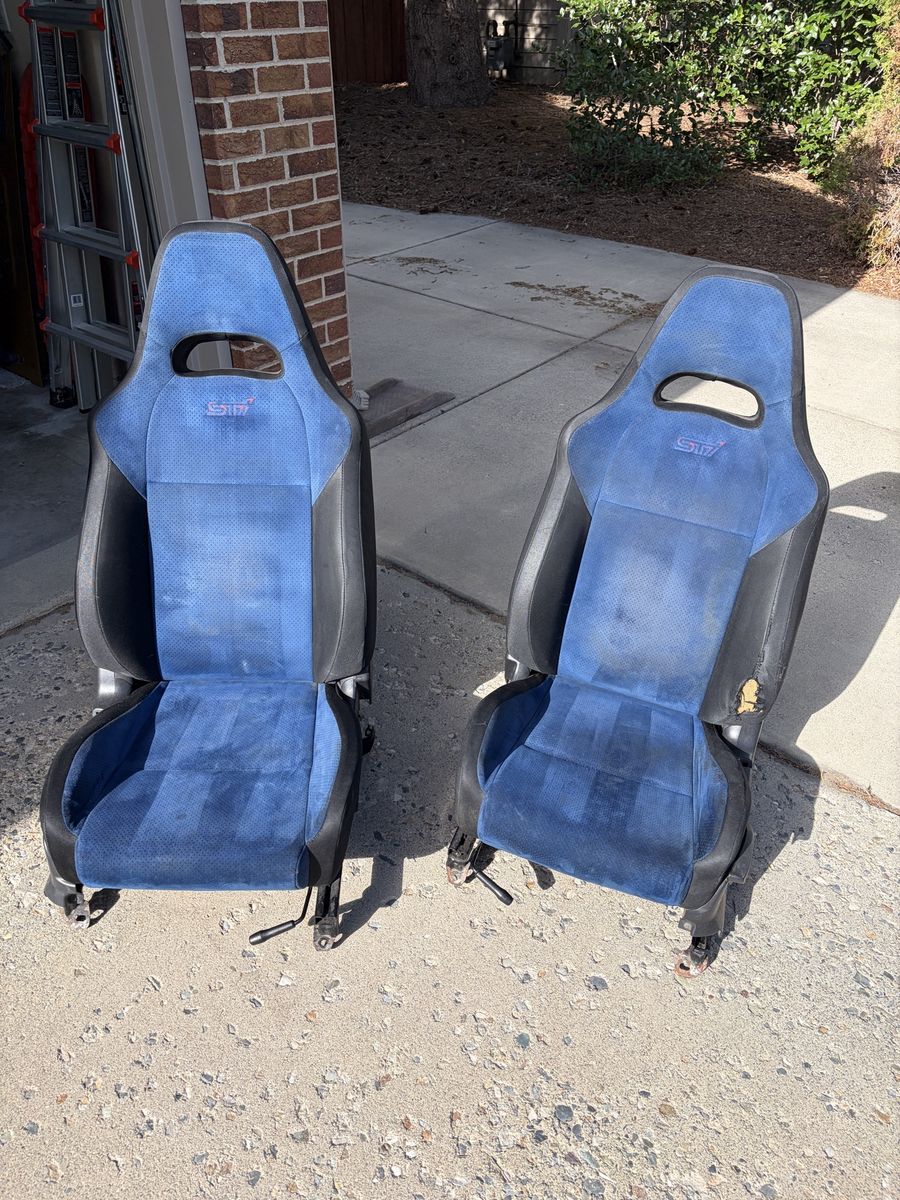 Subaru WRX STI Seats