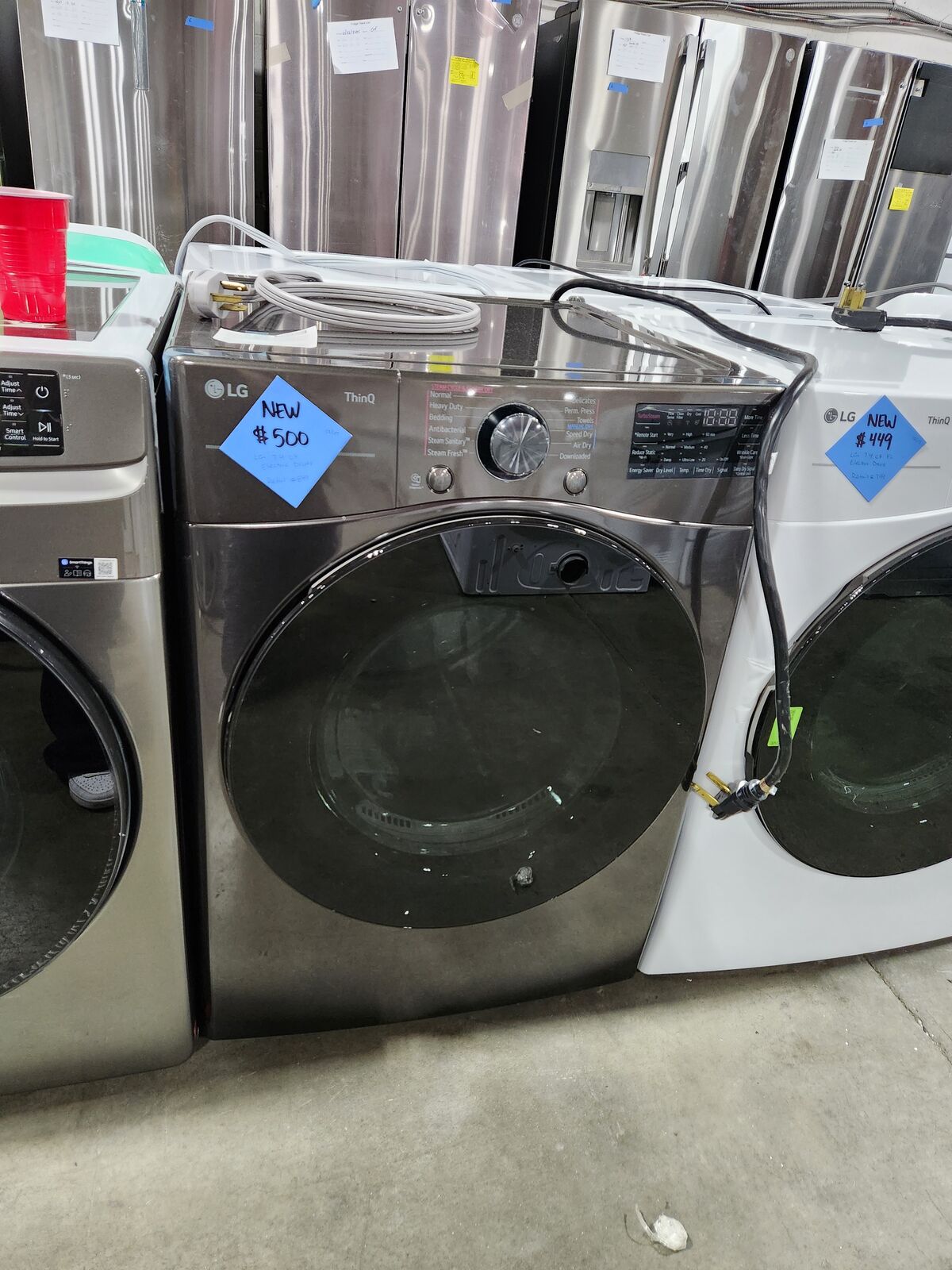 BRAND NEW! LG THINQ FRONTLOAD ELECTRIC DRYER!