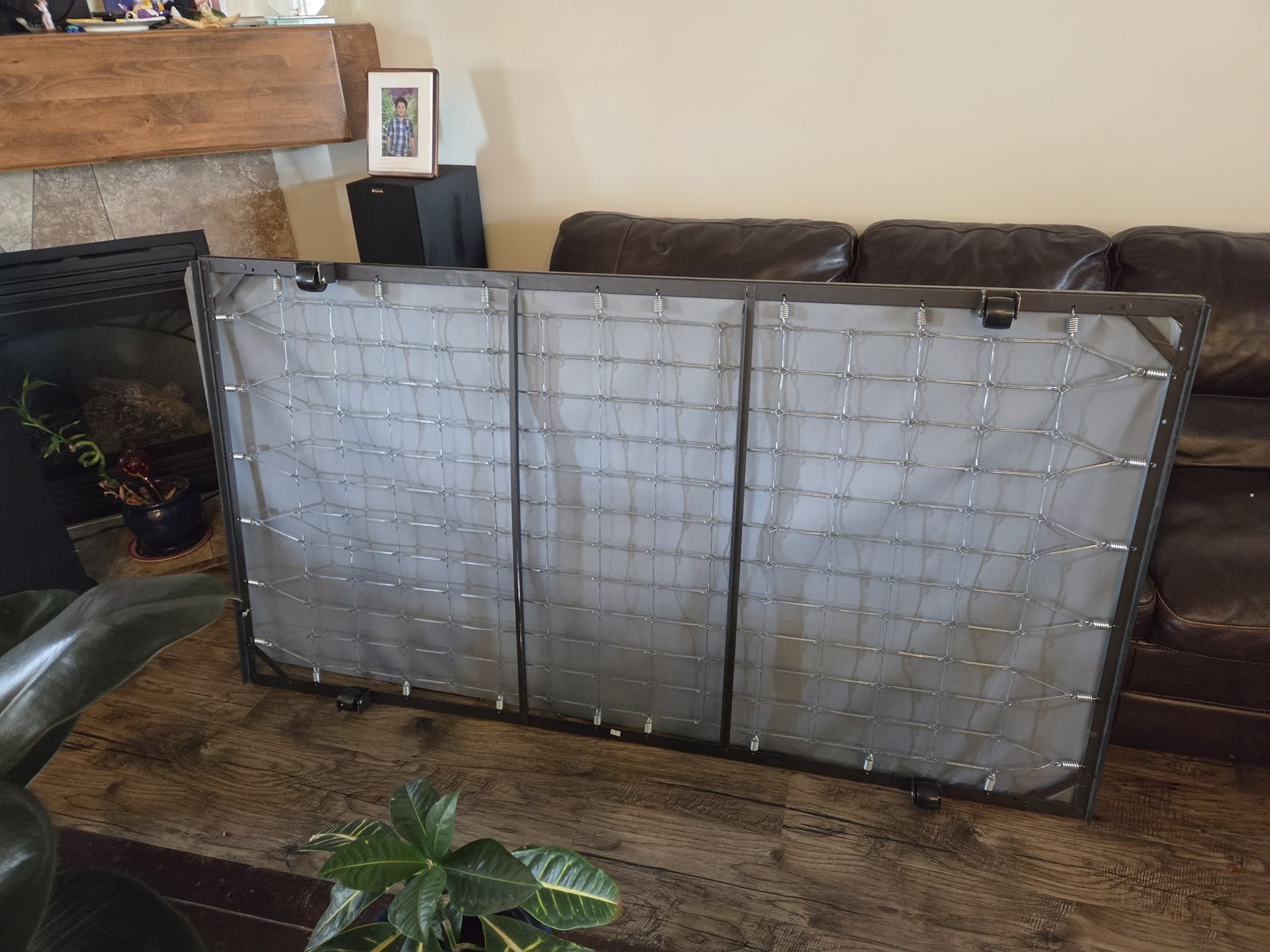 Free Trundle day bed rollout with good mattress