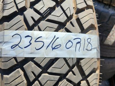 235/60r18 predator new mutant xat