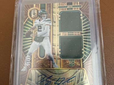 2021 Zach Wilson Gold Standard Rookie RC Auto Patch Card #44/75 - New York Jets Football Game Used Jersey & Autograph COA