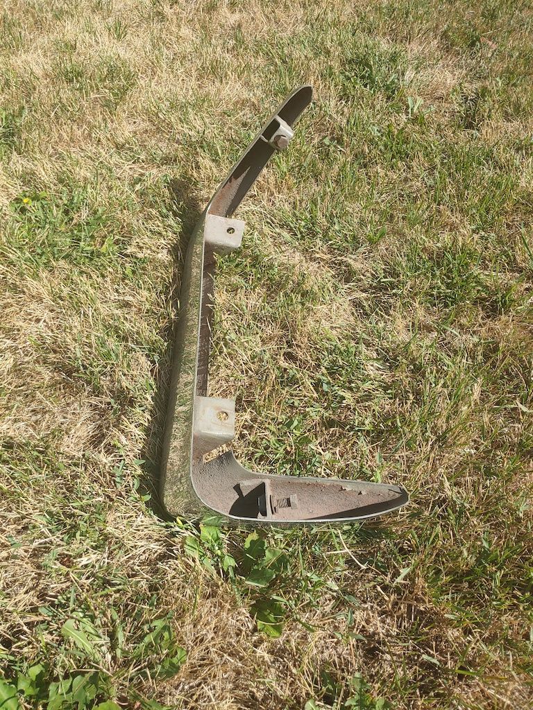 Main image 6