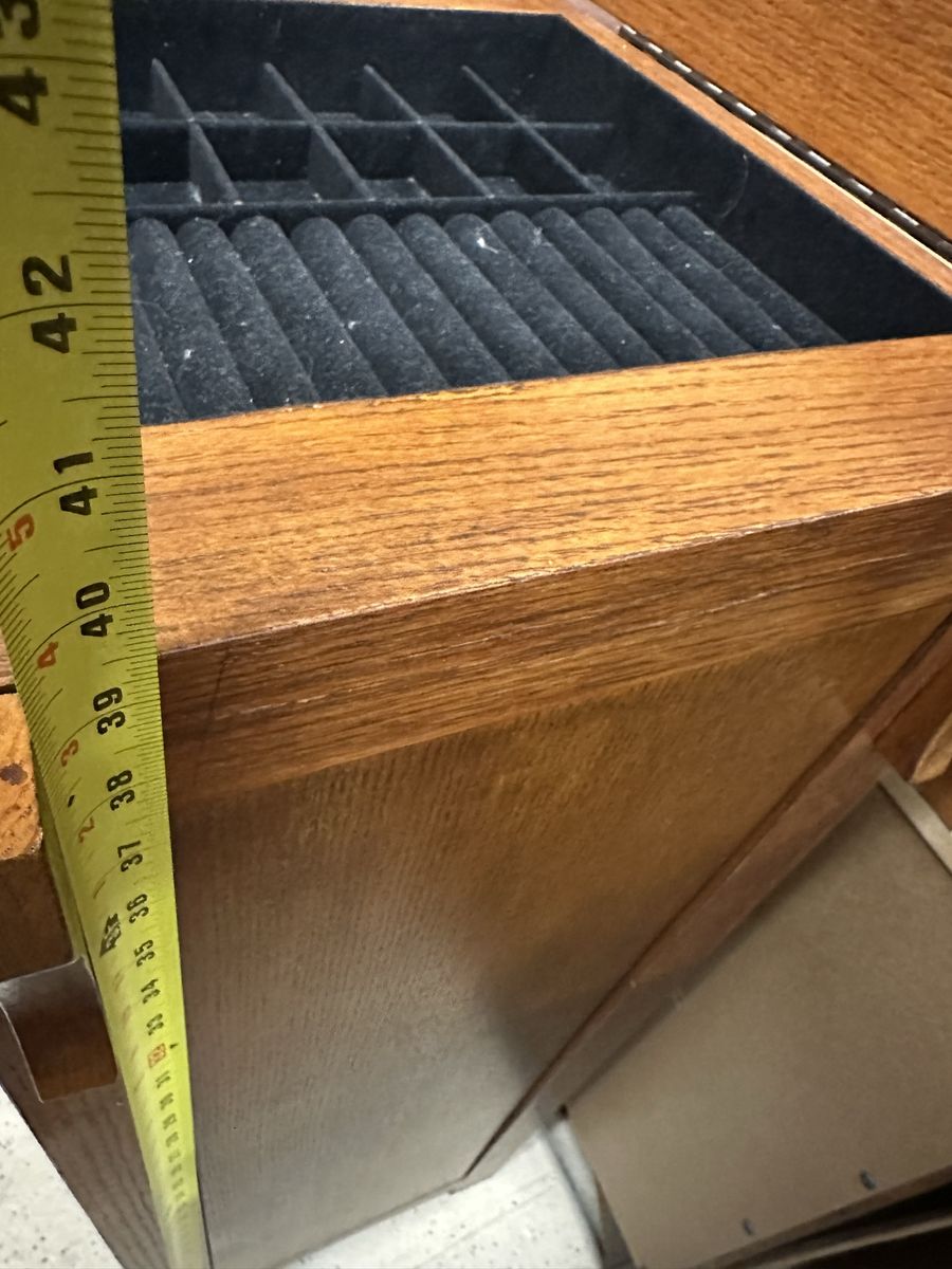 Main image 7
