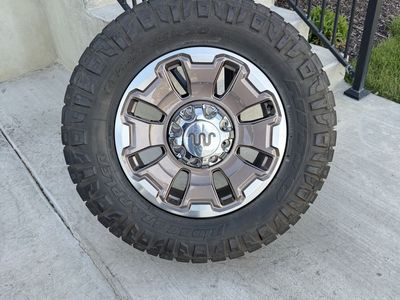 Ford F350 King Ranch Rims and Tires 295/65R20 Nitto Ridge Grappler