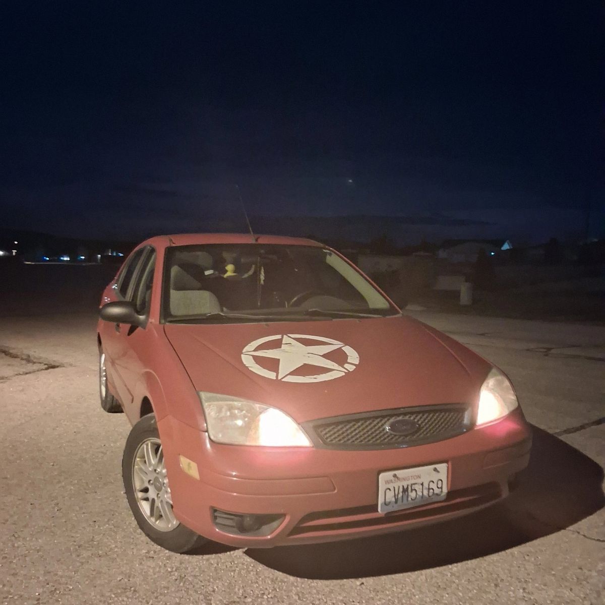 2005 FORD FOCUS ZX4 SE