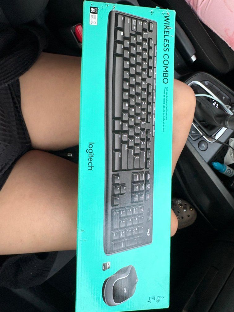 Logitech MK270 Wireless Keyboard and Mouse Combo - Full-Size, Black