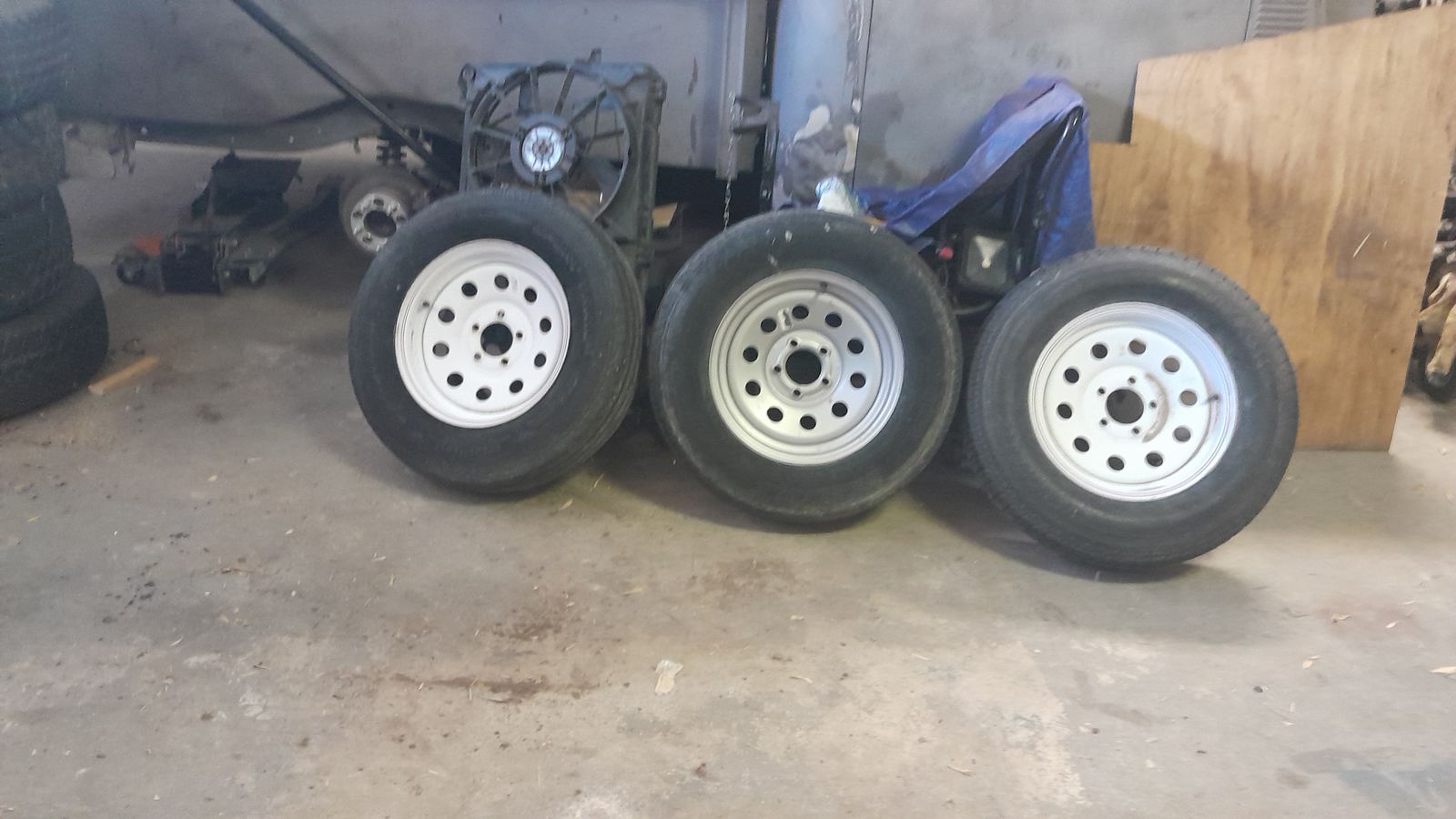 3 -15 inch trailer tires 5x4.5 bolt pattern
