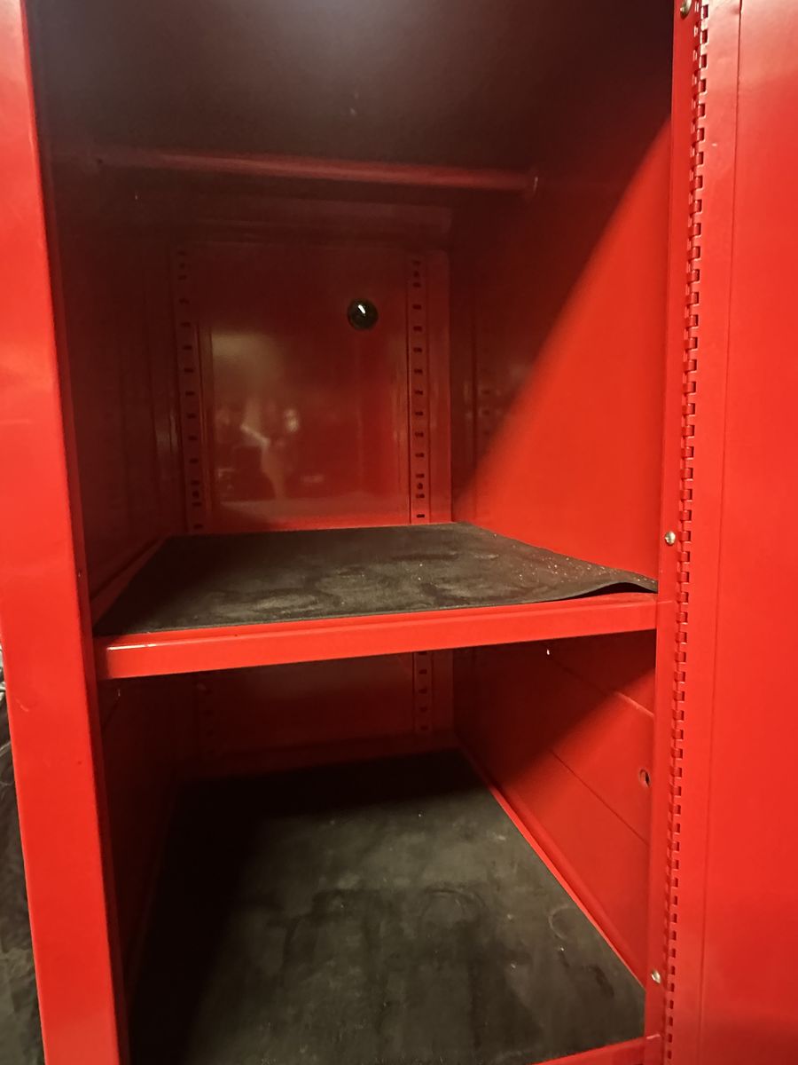 Main image 4