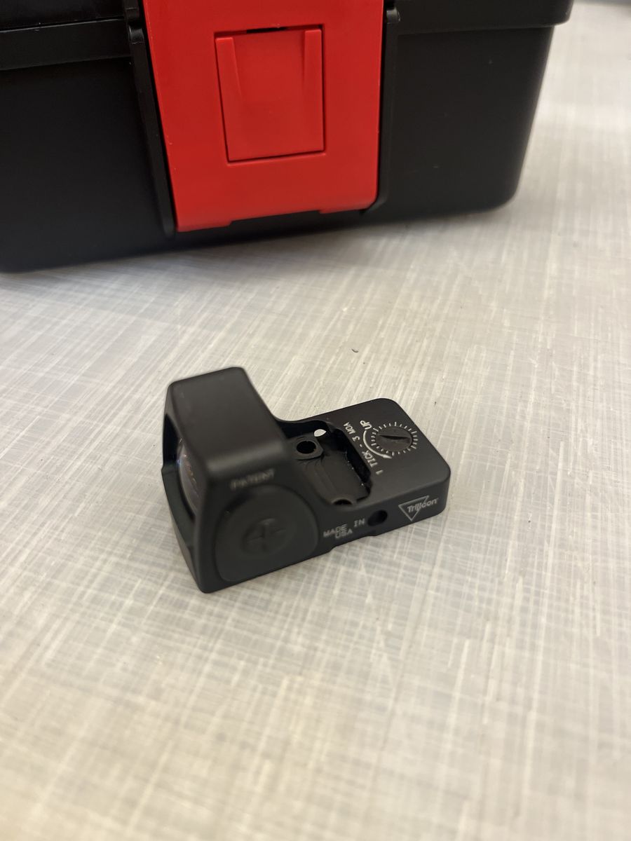 Trijicon RMR®cc Red Dot Sight 3.25 MOA Red Dot, Adjustable LED