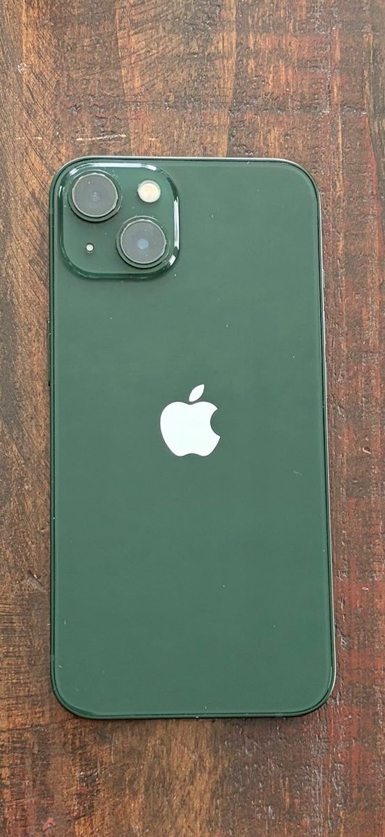 iPhone 13 – 128 GB – Cracked Screen – Fully Functional