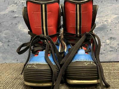 New Dee Luxe Lace Up Size 6 Snowboard Boot