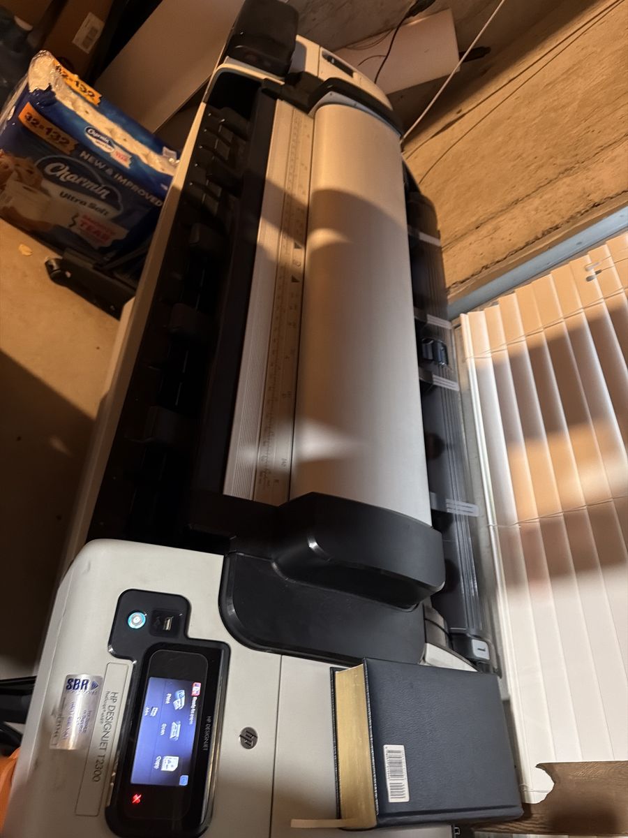 ️ HP DesignJet T2300 Large Format Printer — $150