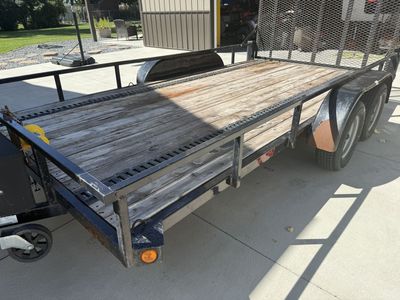 Echo 14’ trailer with winch