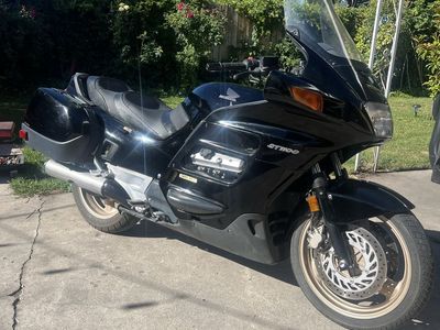 Honda st1100 Abs/Tsc 1994 17k