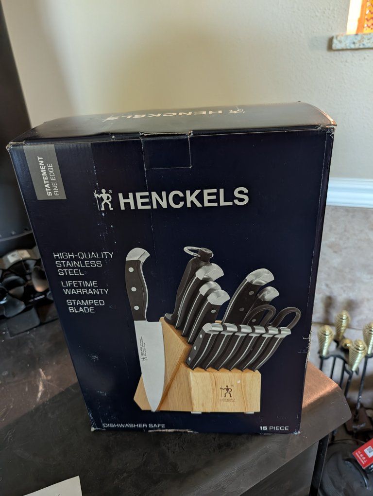 Henckels Statement 15-Piece Knife Block Set - High-Quality Stainless Steel, Stamped Blade