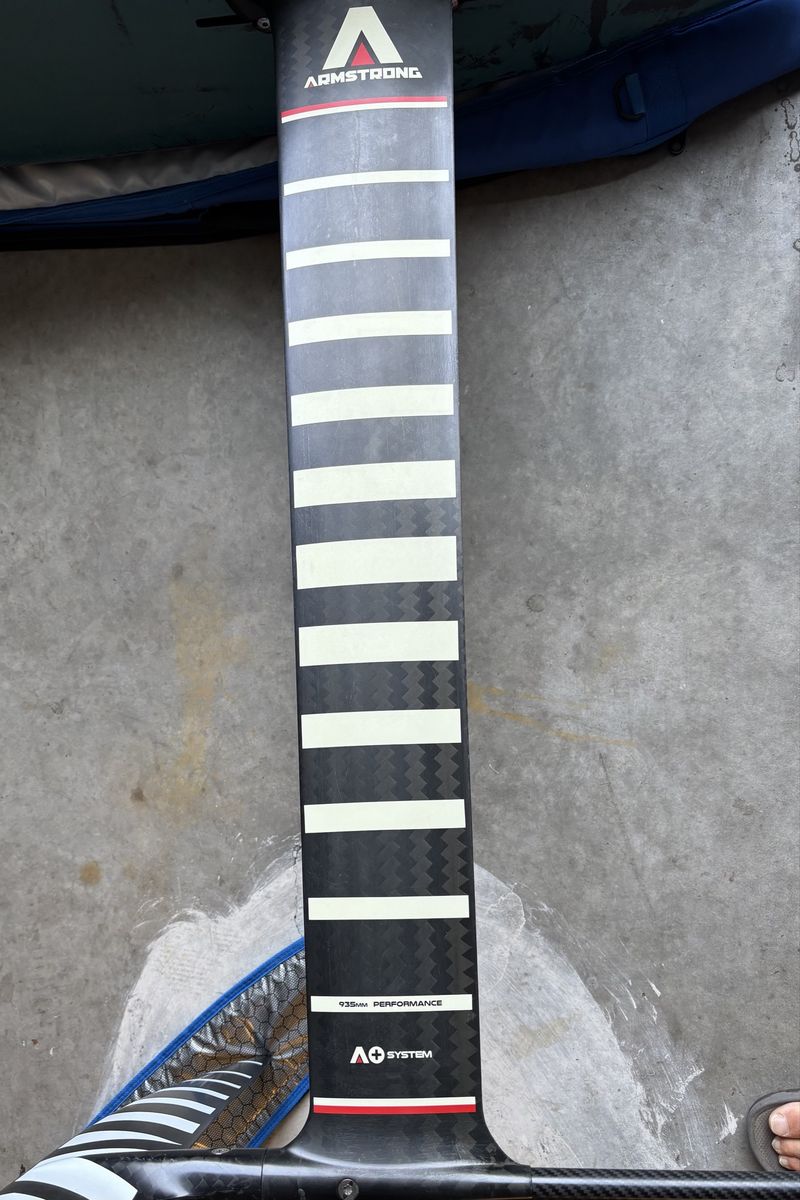 Armstrong 935 Performance Mast