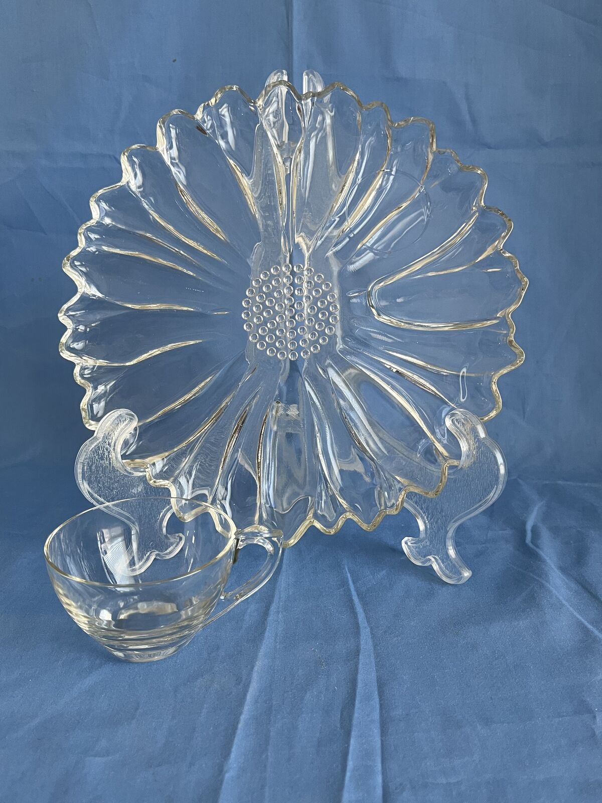 Vintage 1950s Mid Century Hazel Atlas Glass Sunflower 16 Piece Snack Set
