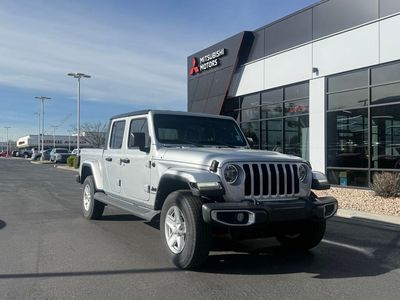 2022 Jeep Gladiator Sport S