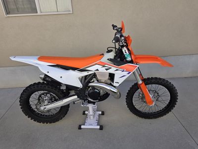 2023 KTM 300XC