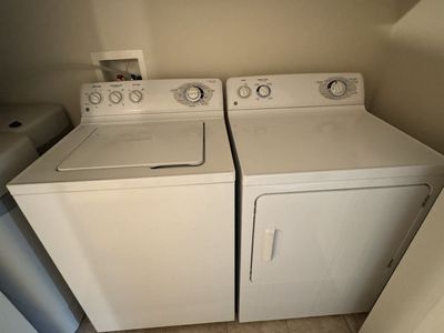 Washer and Dryer - in Sandy
