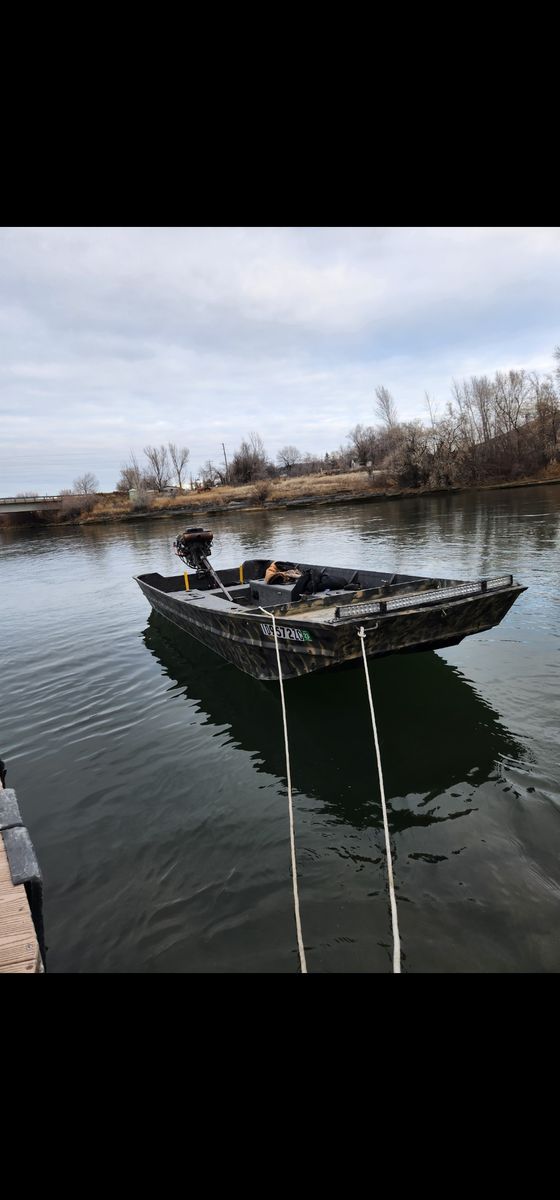 Aluminum john boat