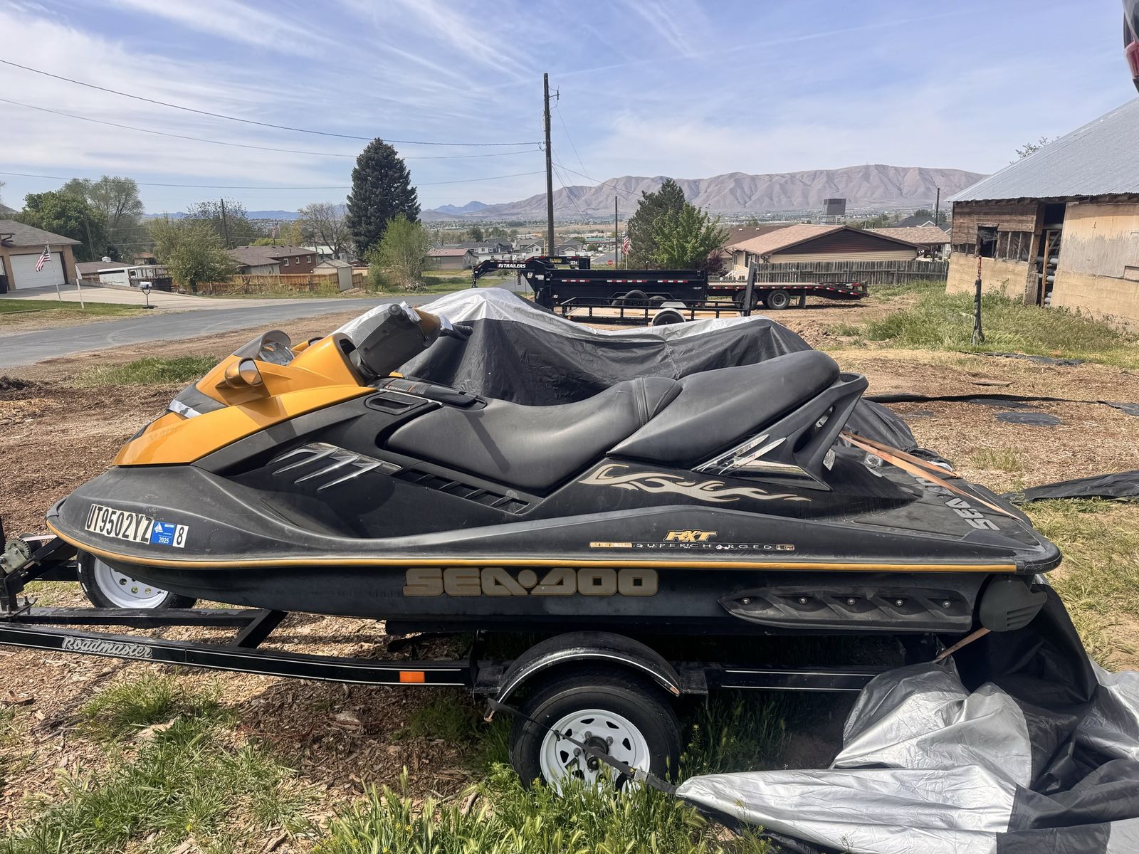 2005 & 2006 3 person Seadoo Wave runners & Trailer