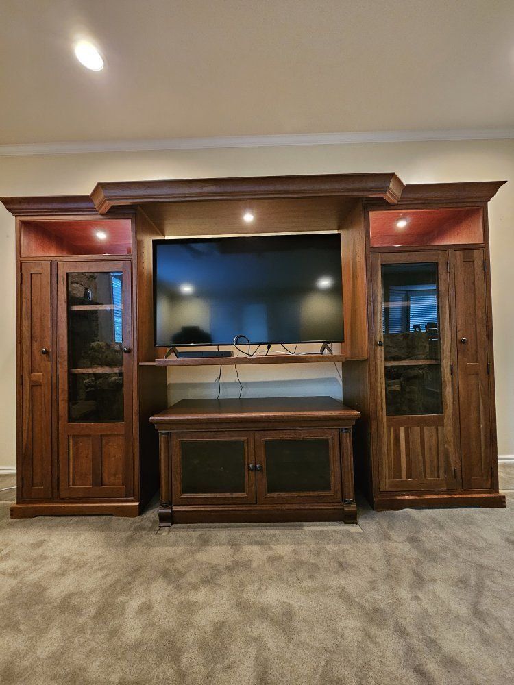 Expandable Entertainment Center Media Console Wall Unit with Glass Cabinets & Lighting