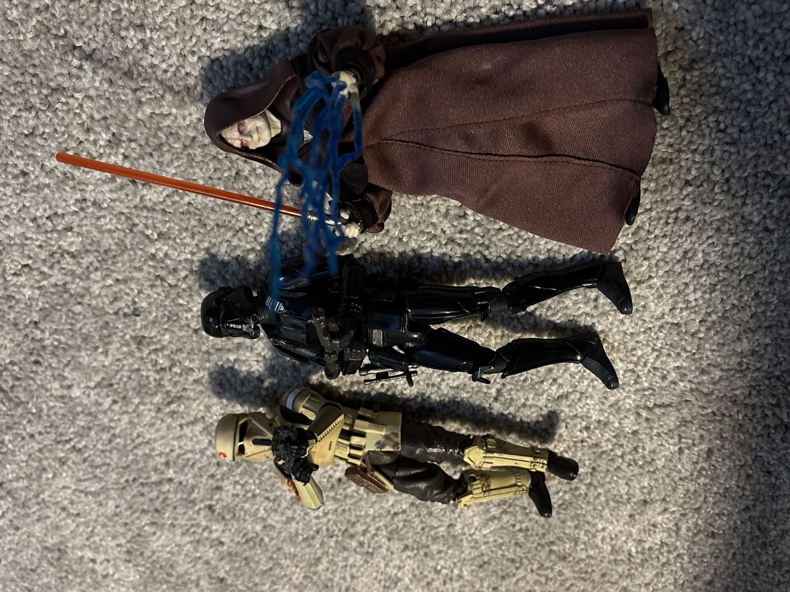 3 Hasbro Star Wars Toy Figures