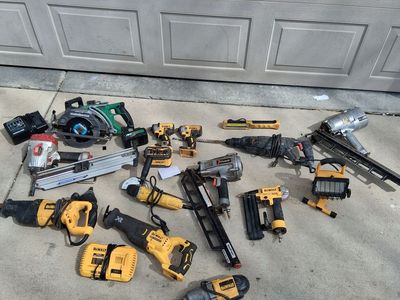 Assortment of framing tools