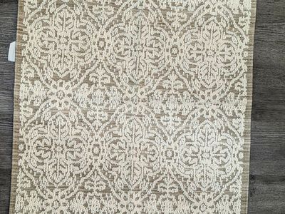 NEW Pearl Accent Rug 45x32 – Brown & White Medallion Rug