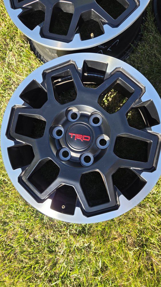 2025 Toyota Tacoma 18" TRD Wheels