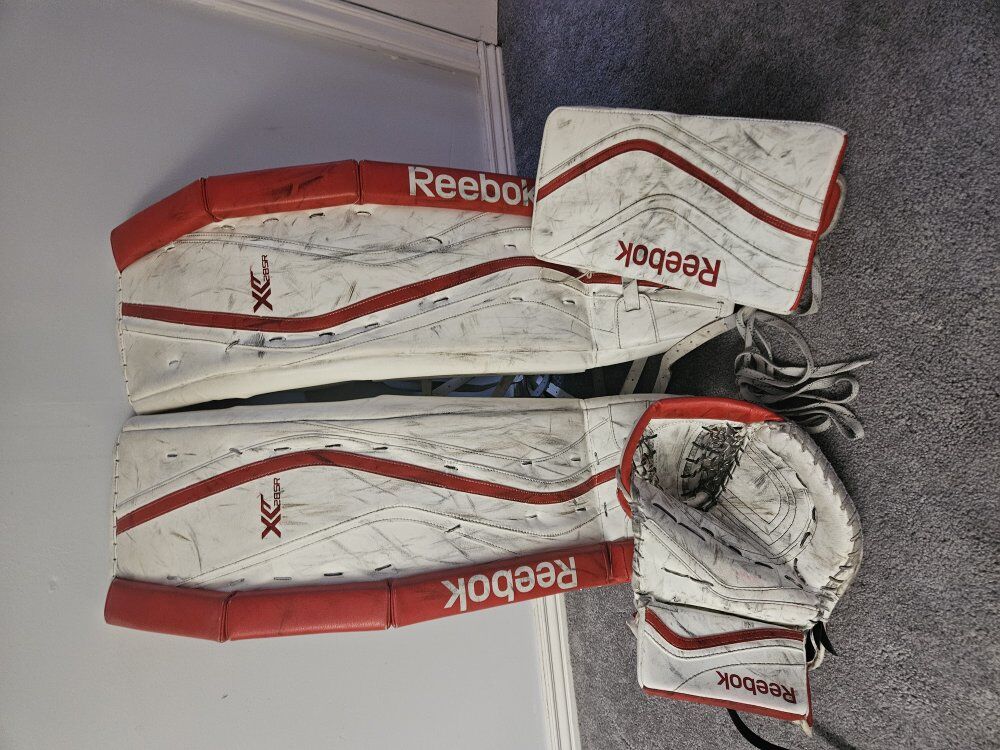 Reebok goalie set