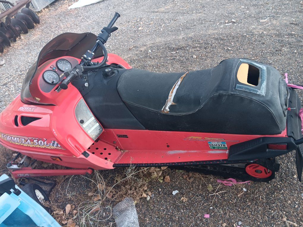 1996 Ski-Doo Snow Mobile
