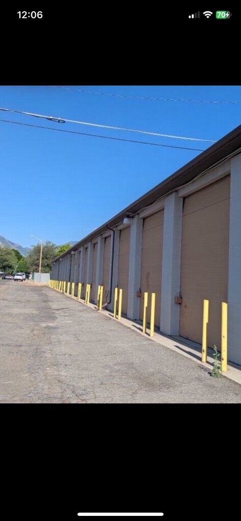 Big Storage Unit (2) South Salt Lake For Rent
